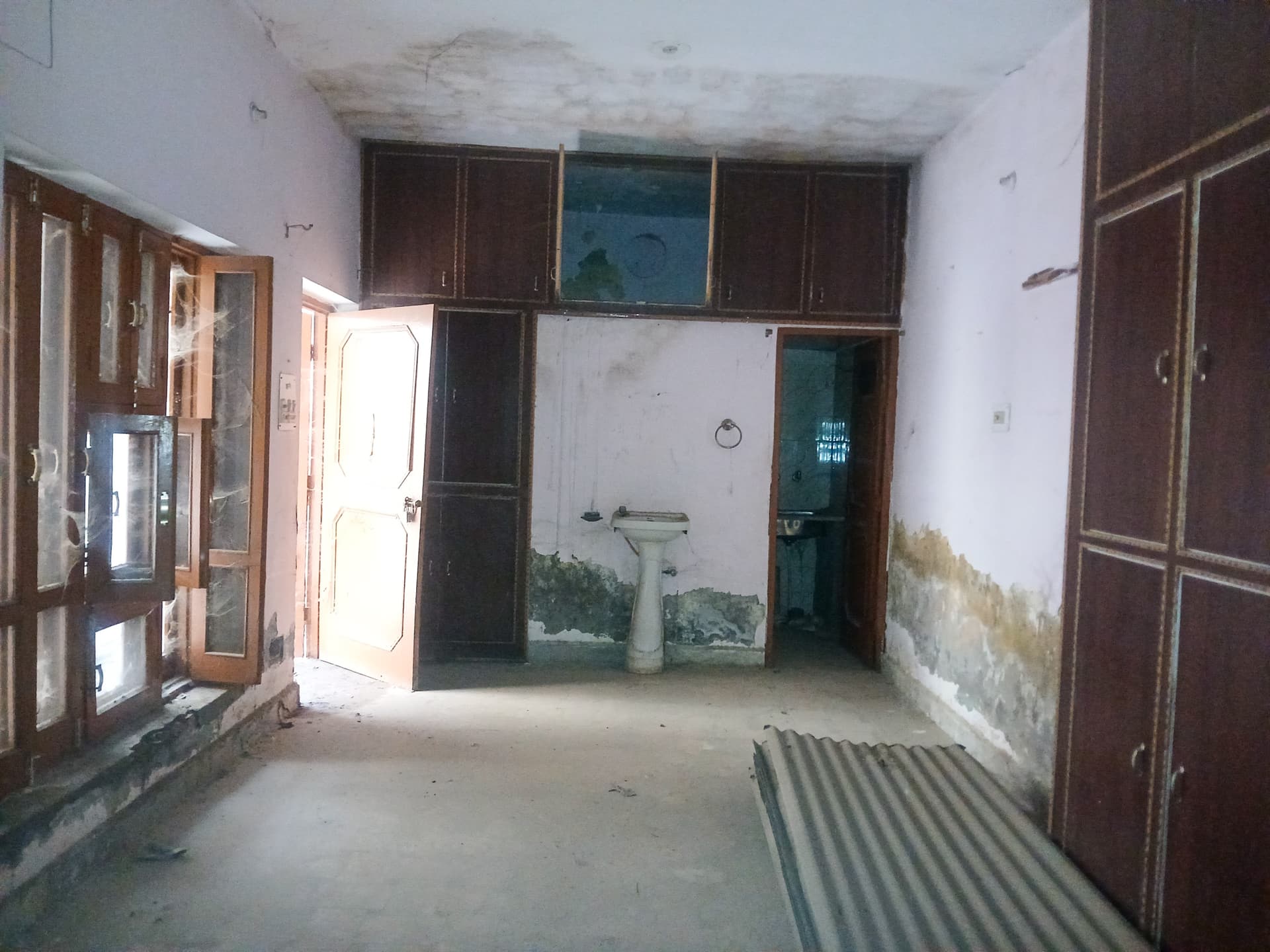 Property Photos 5