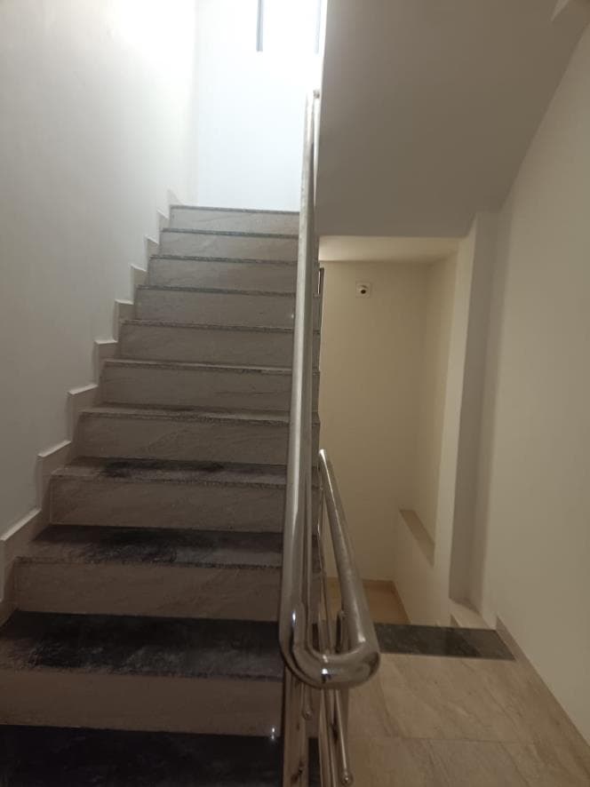 Property Photos 9
