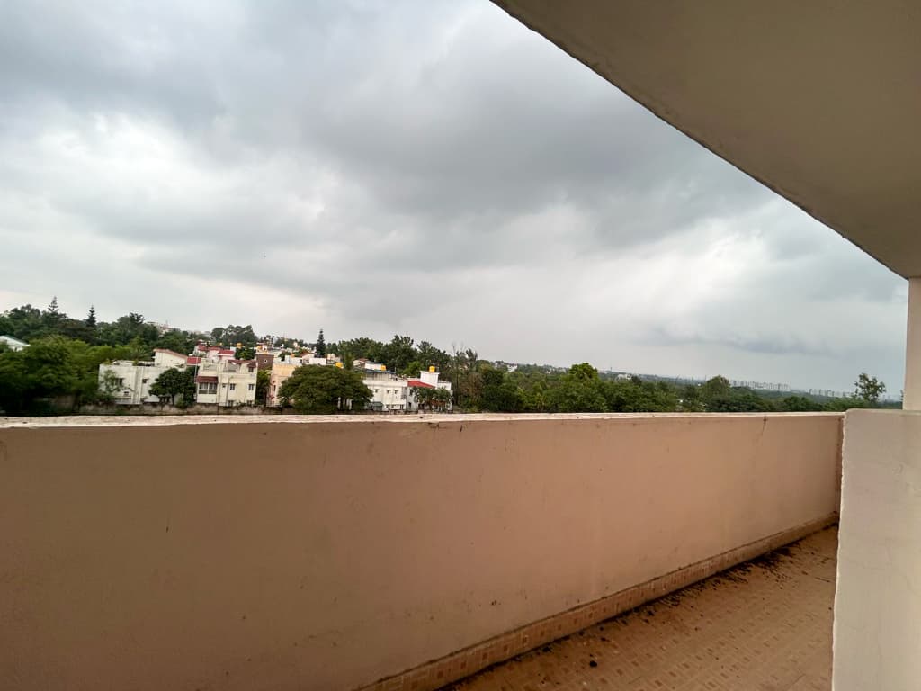 Property Photos 8