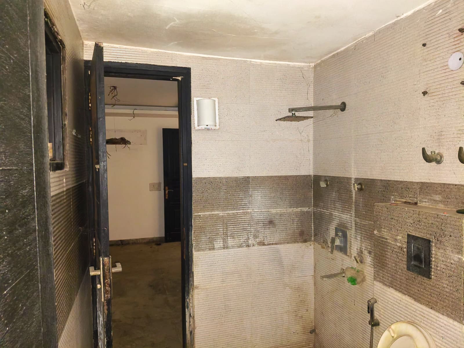 Property Photos 26