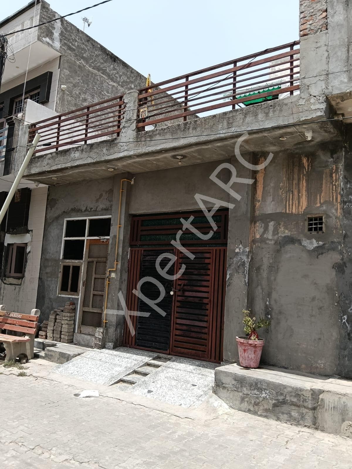 Property Photos 8