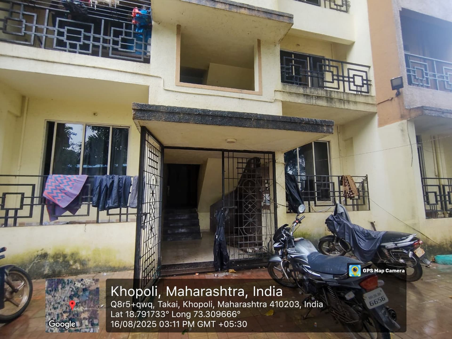 Property Photos 28