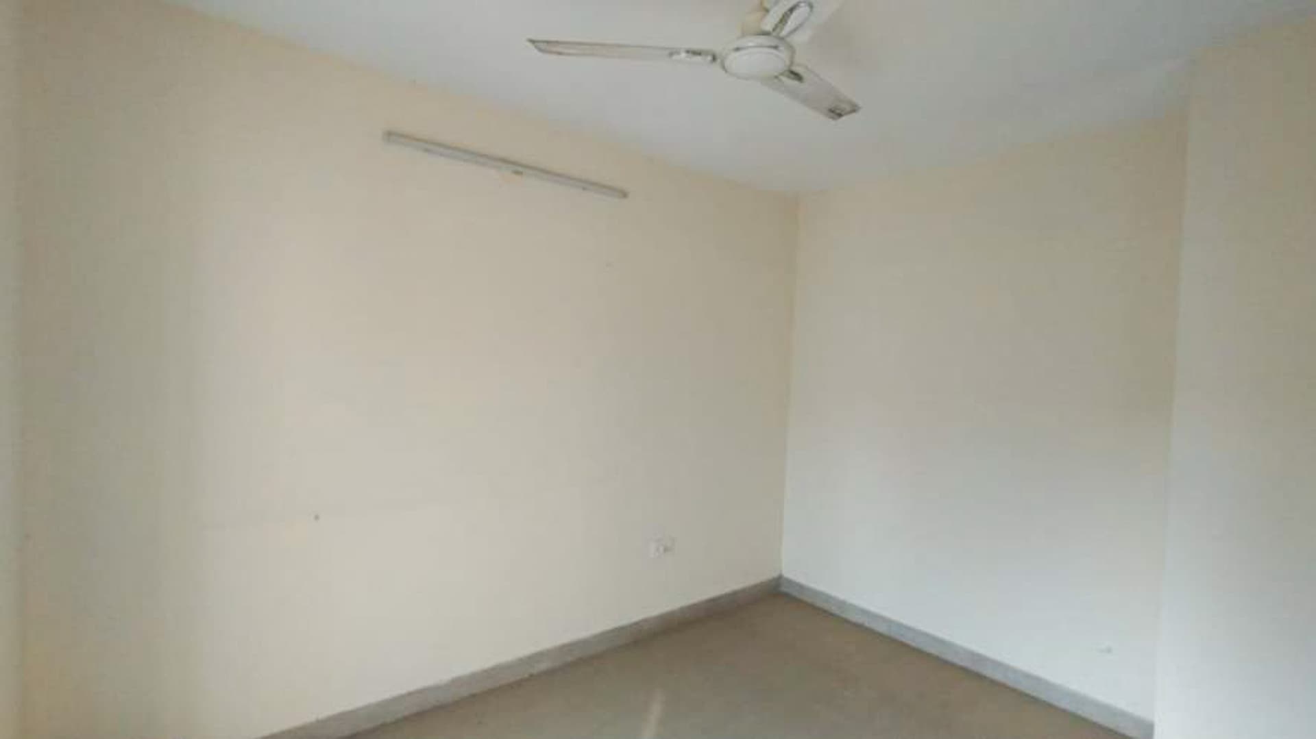 Property Photos 10