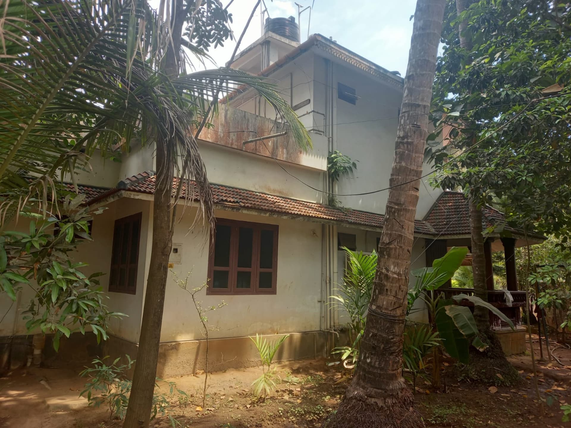 Property Photos 6