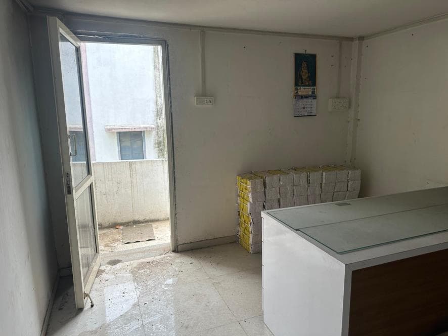 Property Photos 4