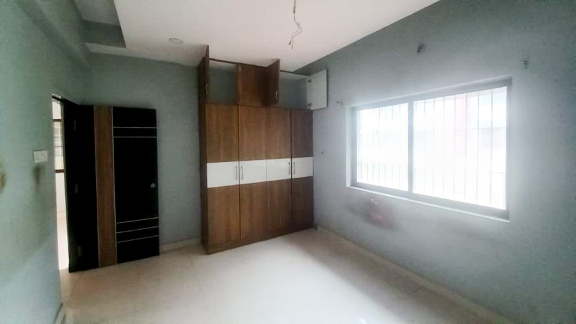 Property Photos 31