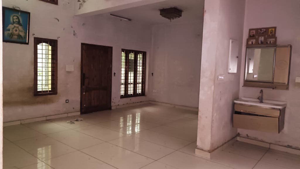 Property Photos 8