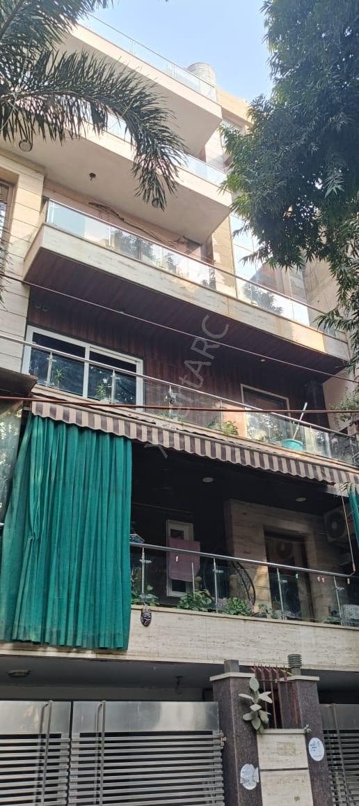 Property Photos 9