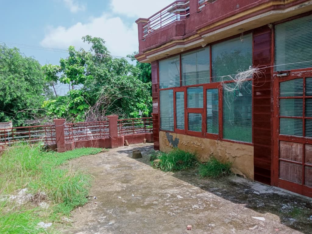 Property Photos 12