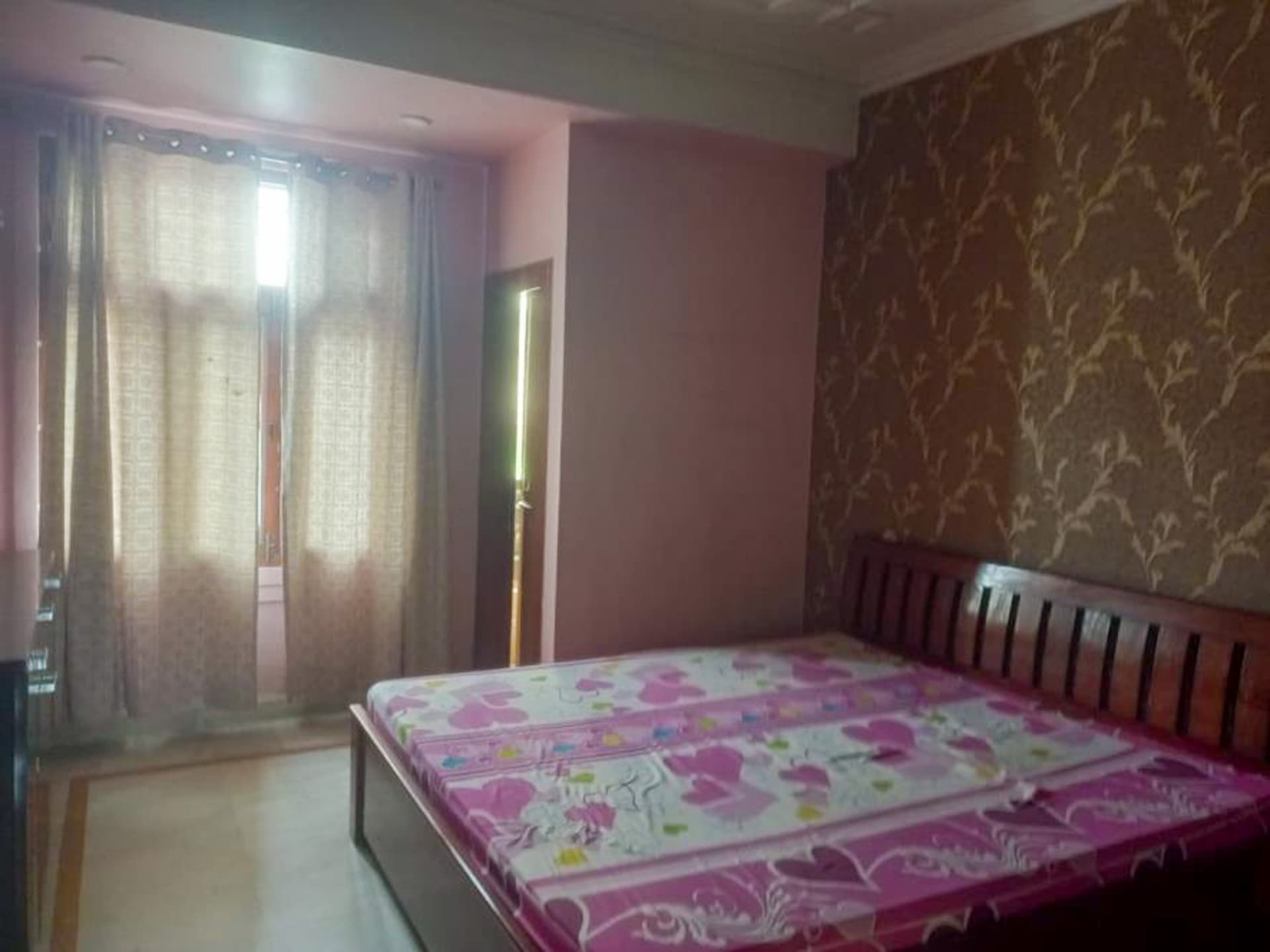 Property Photos 17