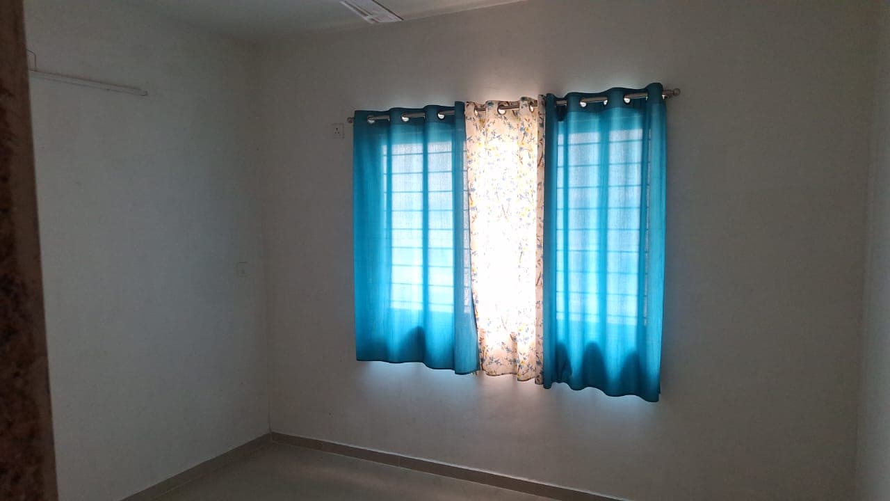 Property Photos 5