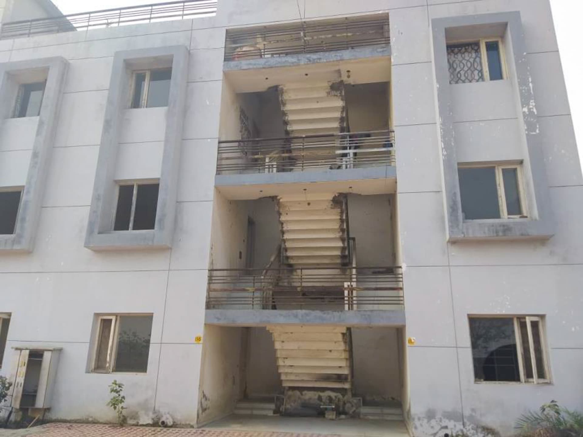 Property Photos 1