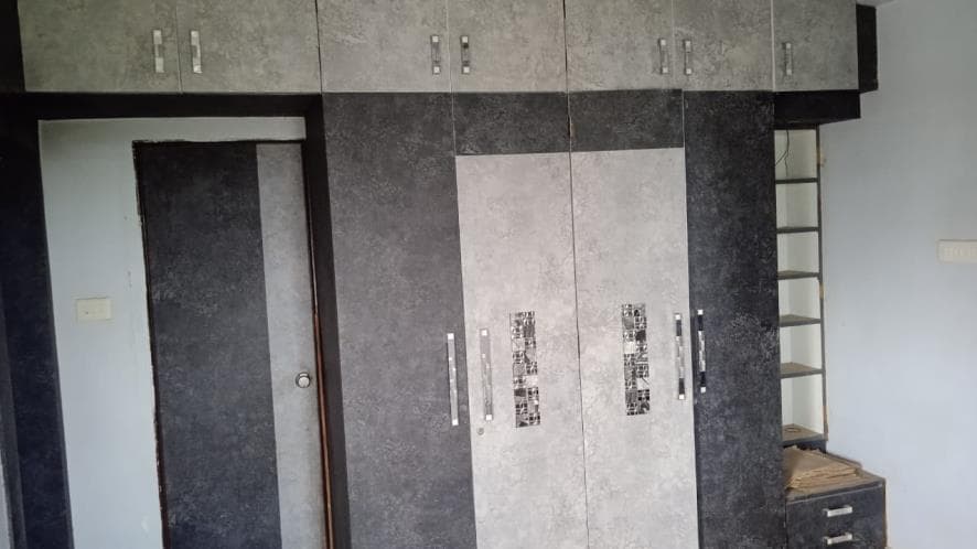 Property Photos 5