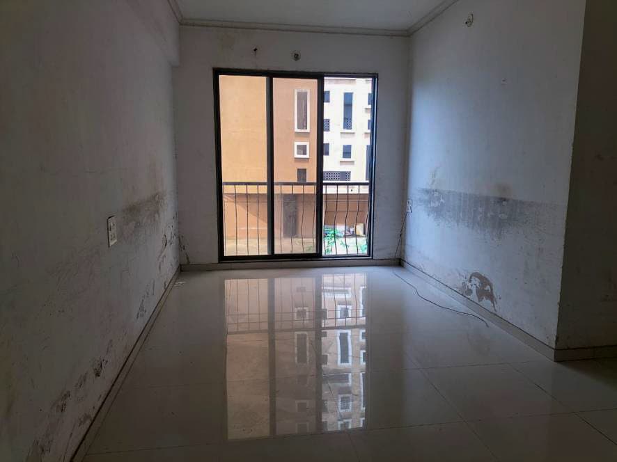 Property Photos 28