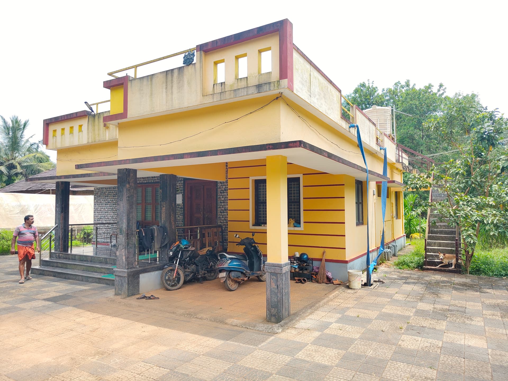 Property Photos 1