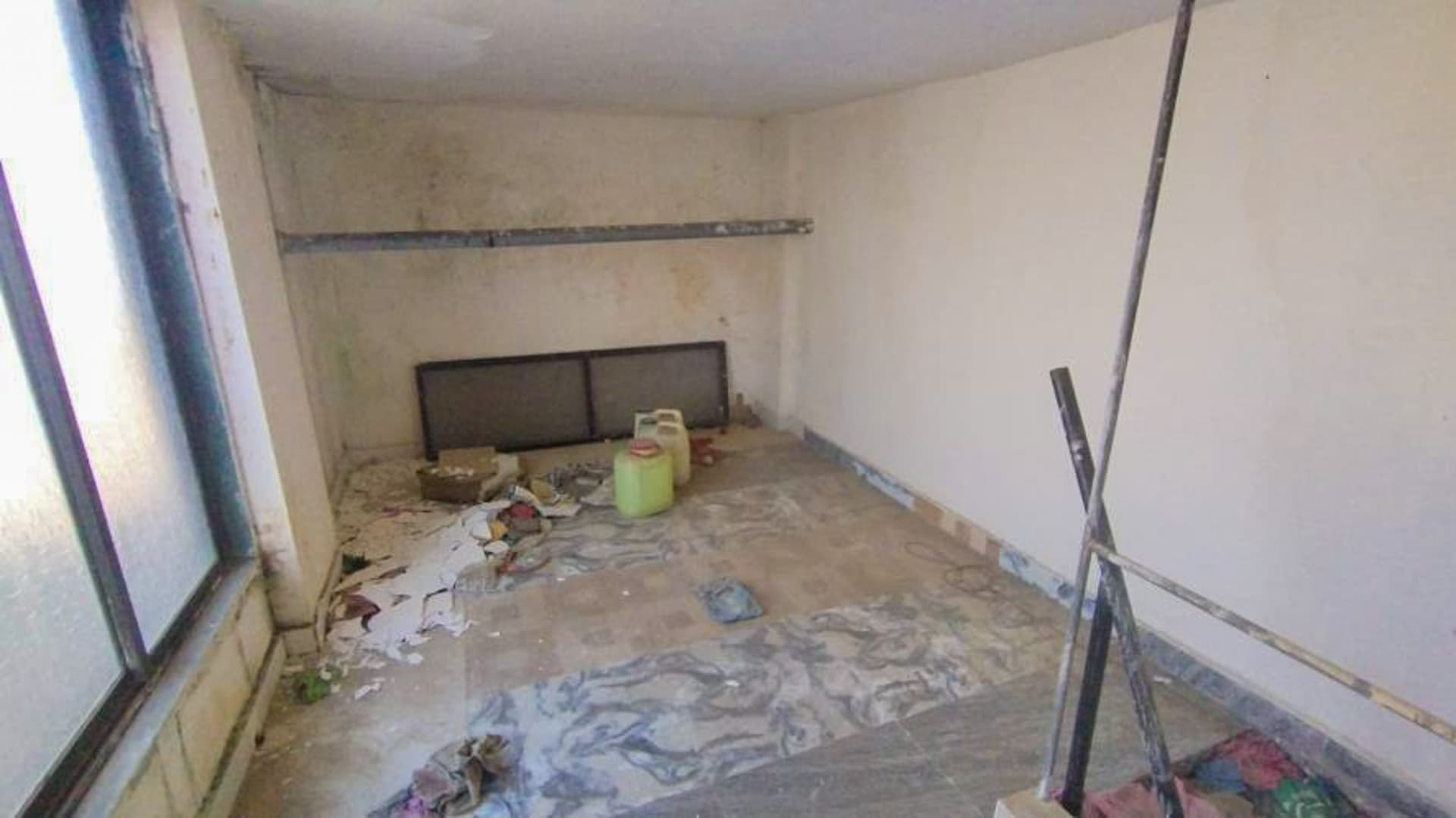 Property Photos 25
