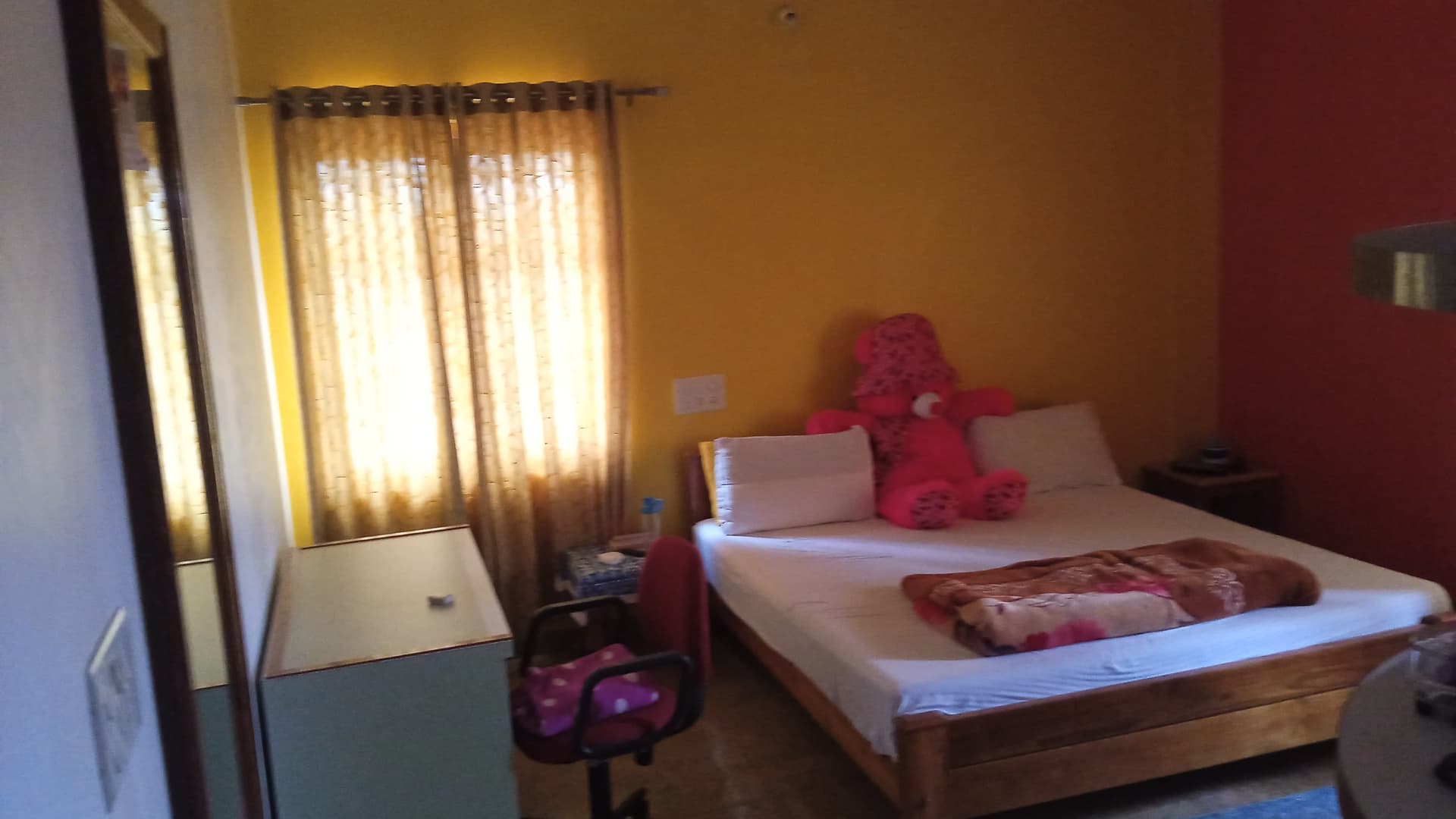 Property Photos 11