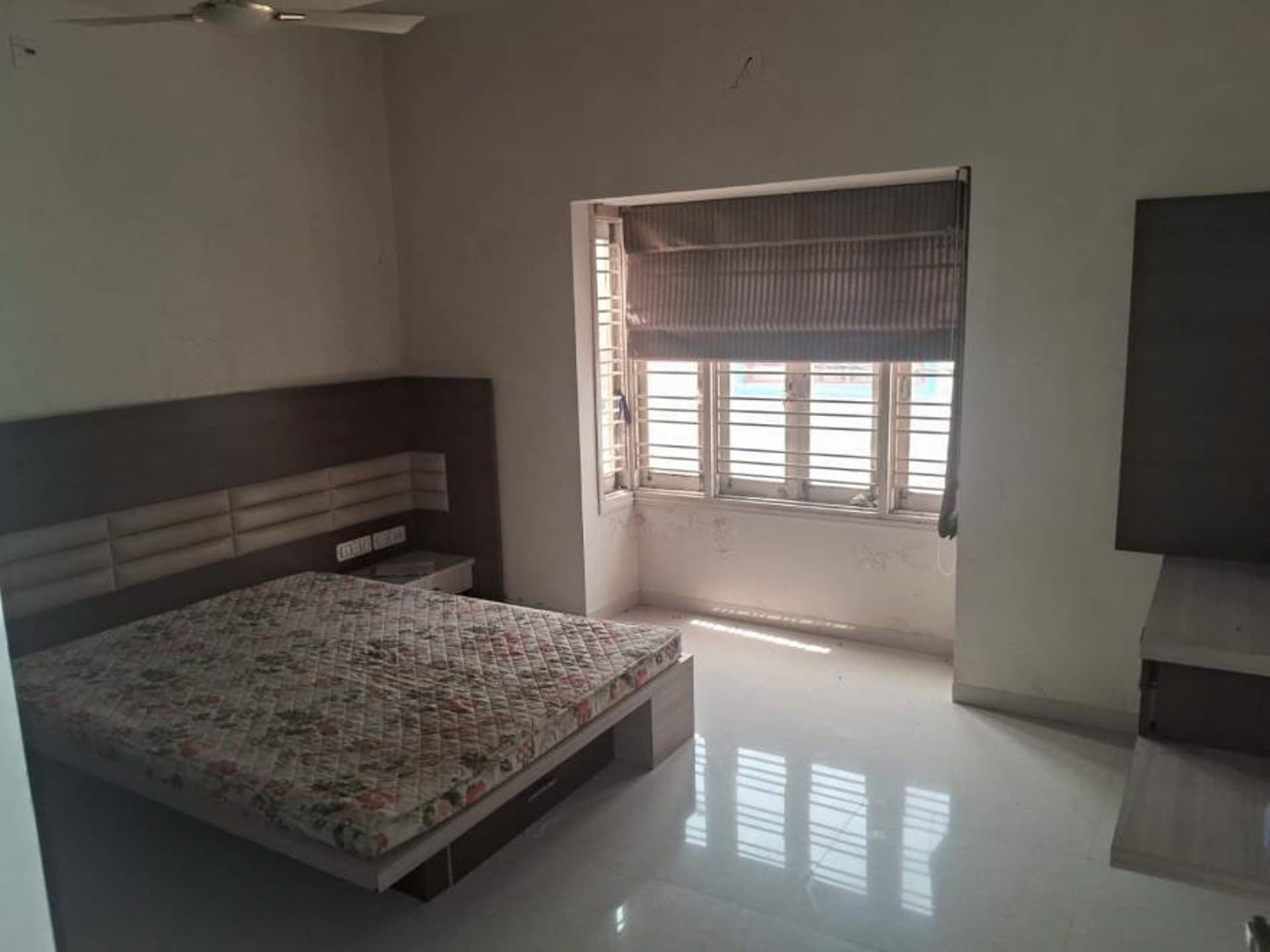 Property Photos 19