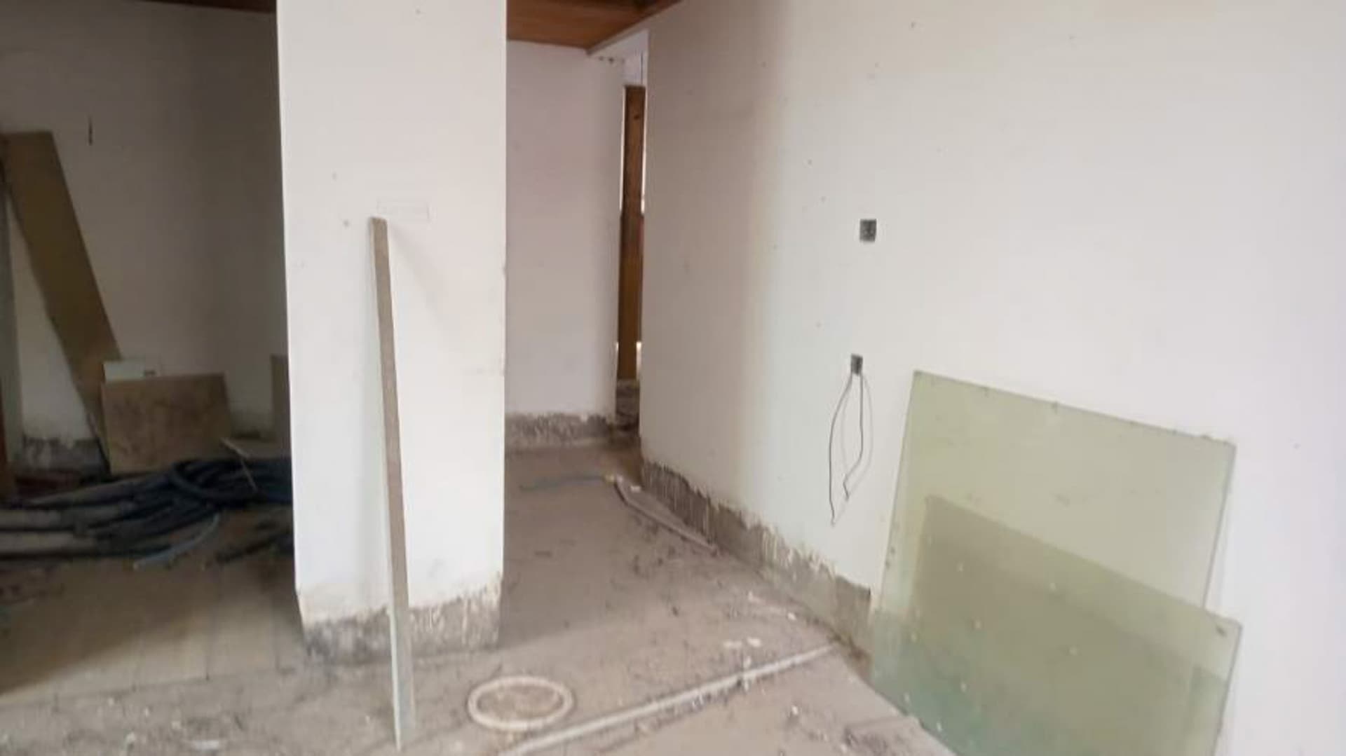 Property Photos 4