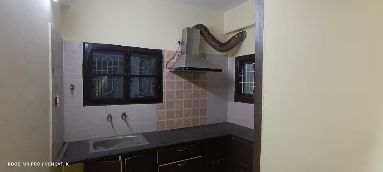 Property Photos 7