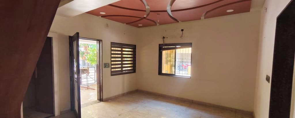 Property Photos 5
