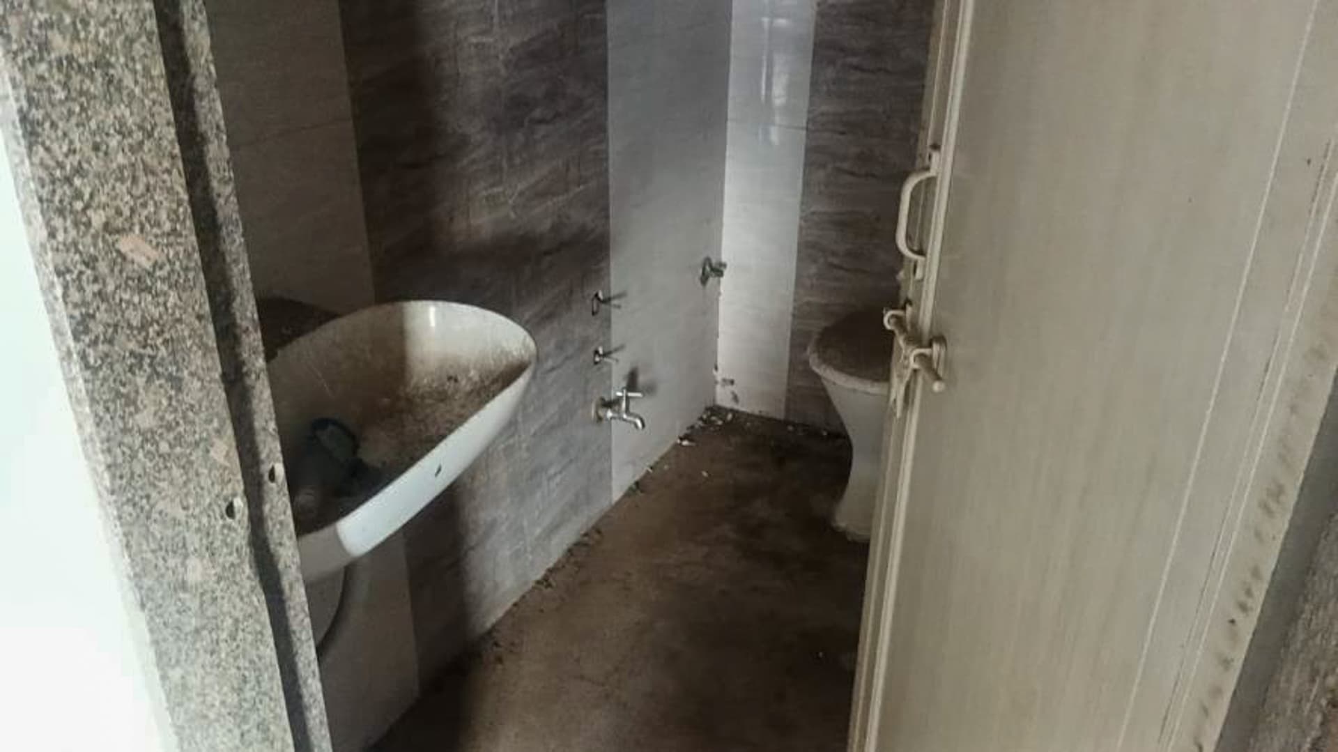 Property Photos 8