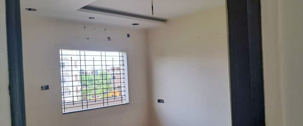 Property Photos 25