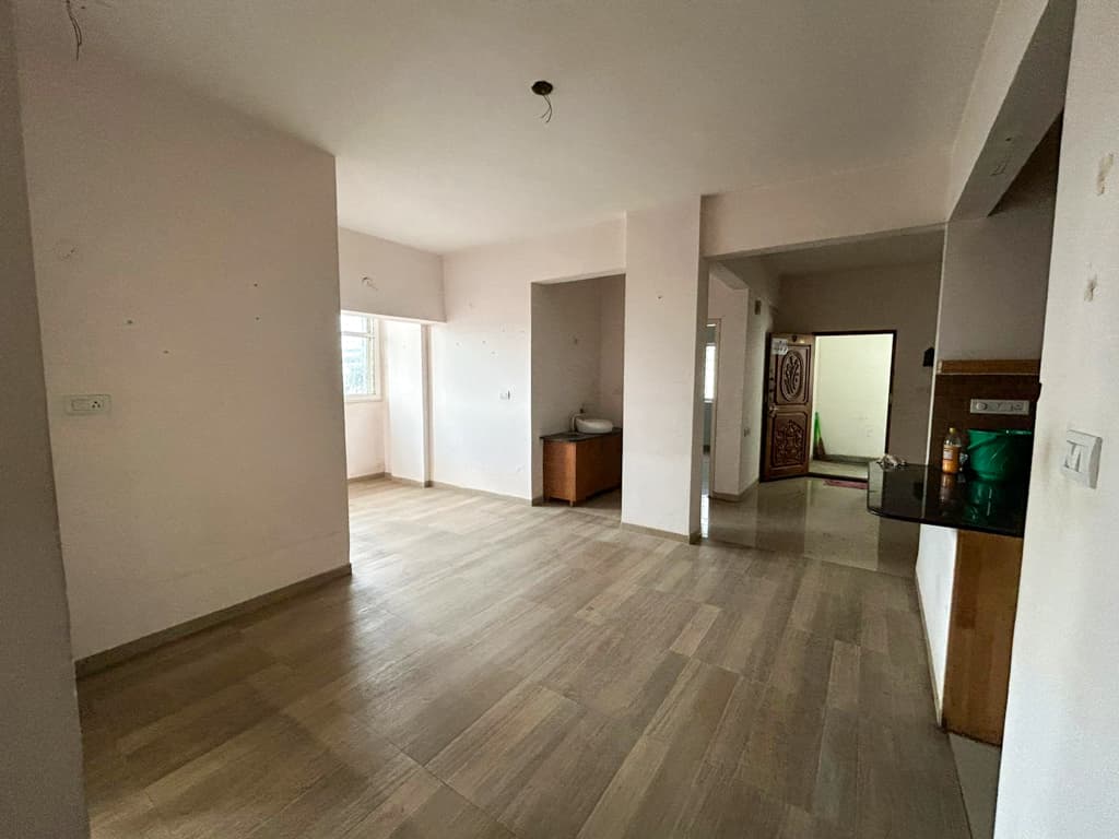 Property Photos 9