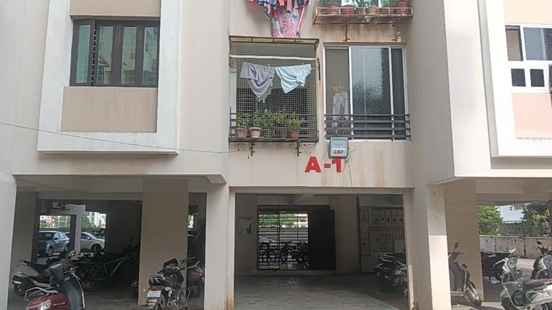 Property Photos 19