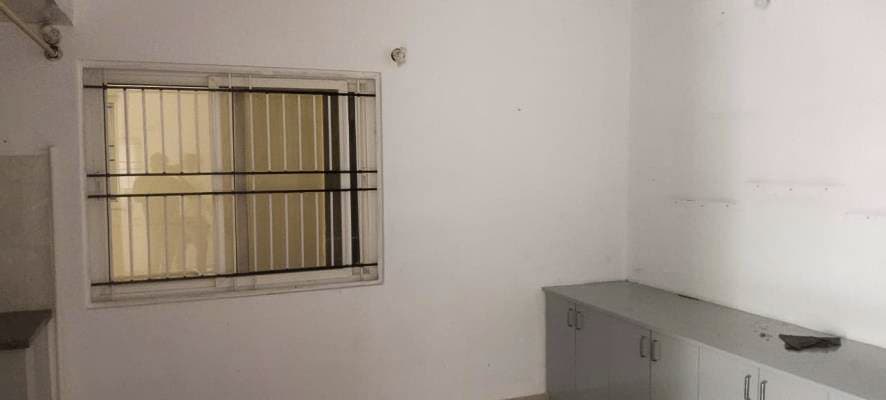 Property Photos 16