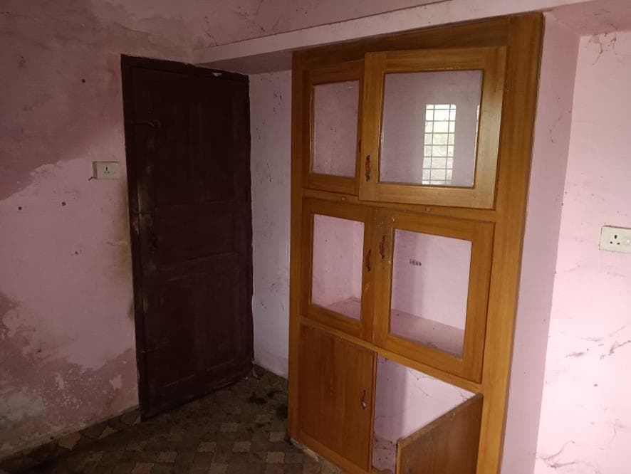 Property Photos 8