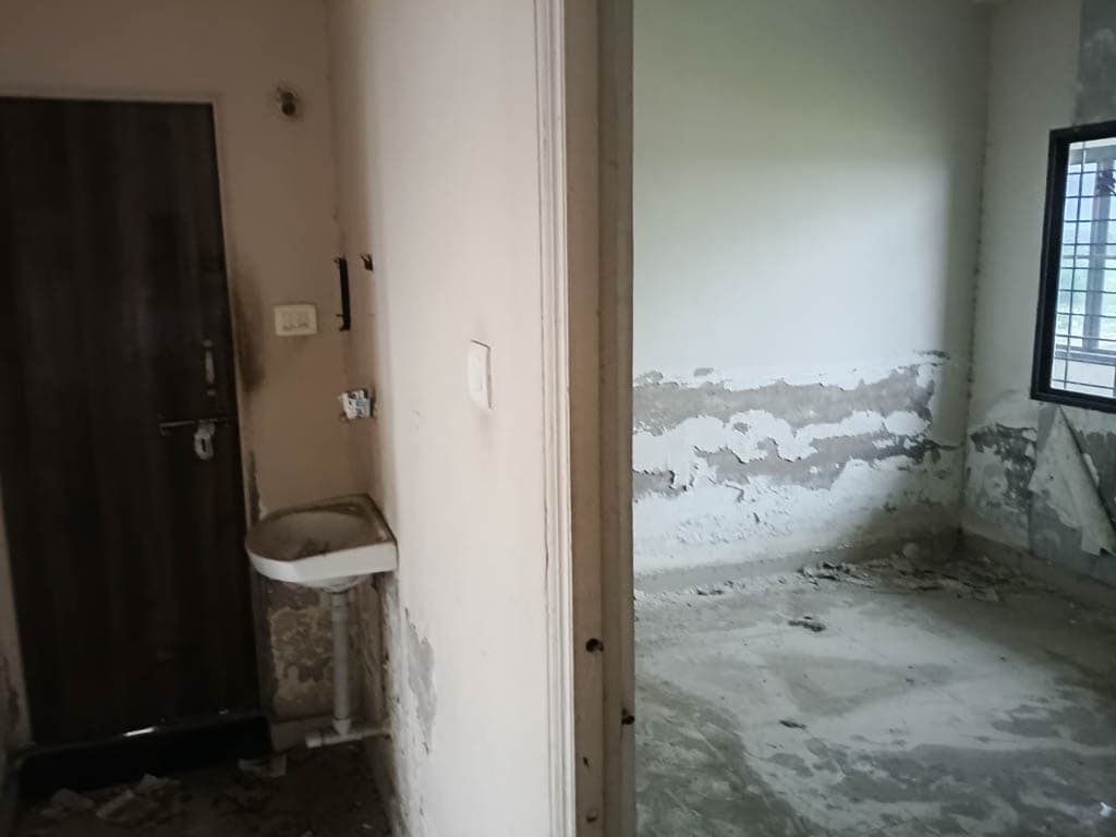 Property Photos 8