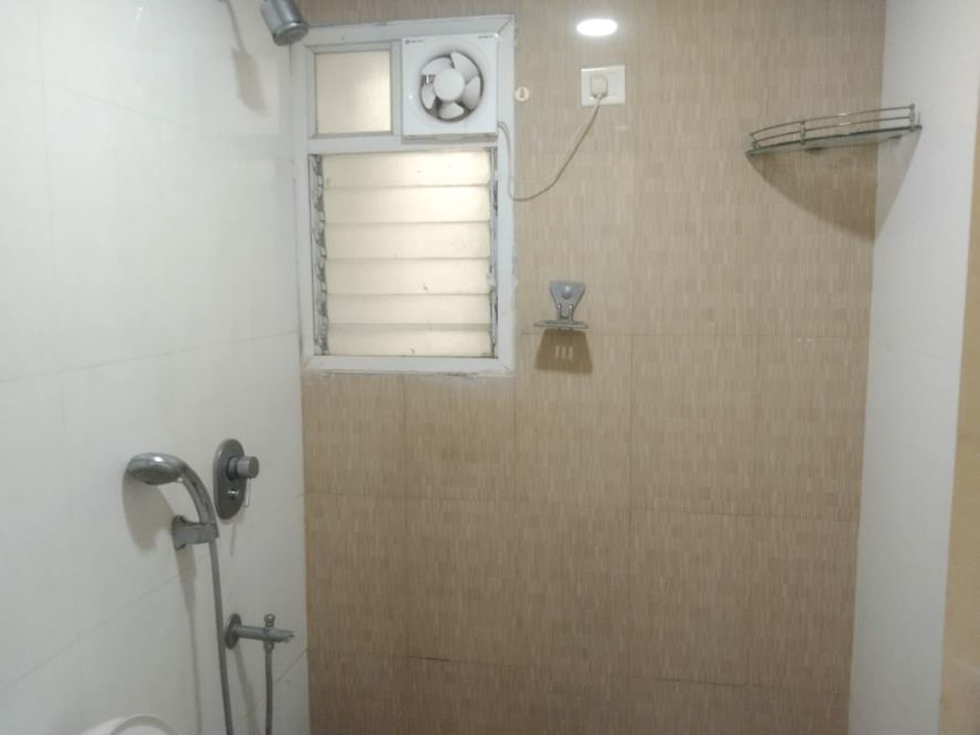 Property Photos 13