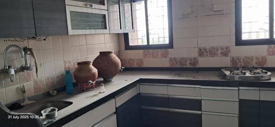 Property Photos 9