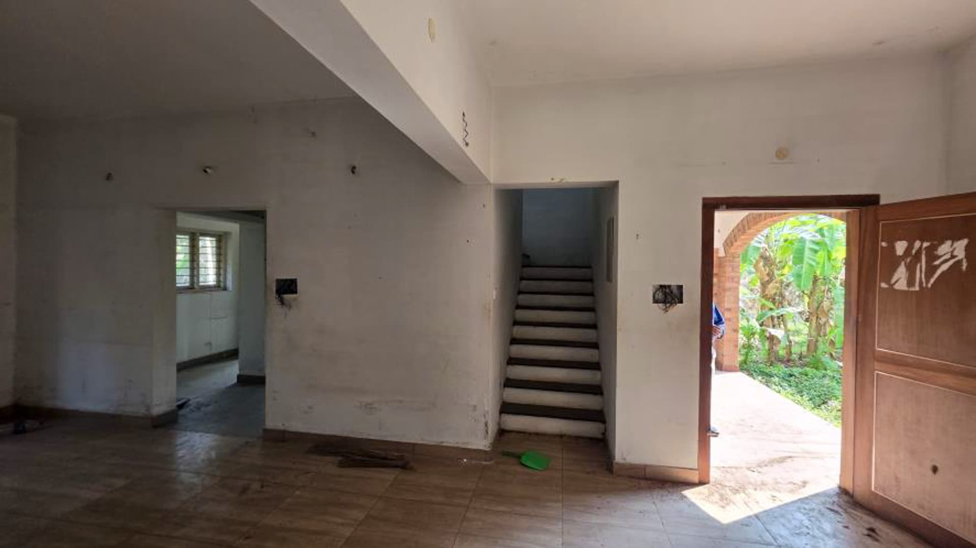 Property Photos 10
