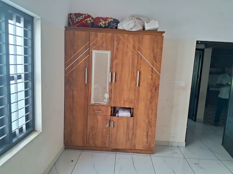 Property Photos 8