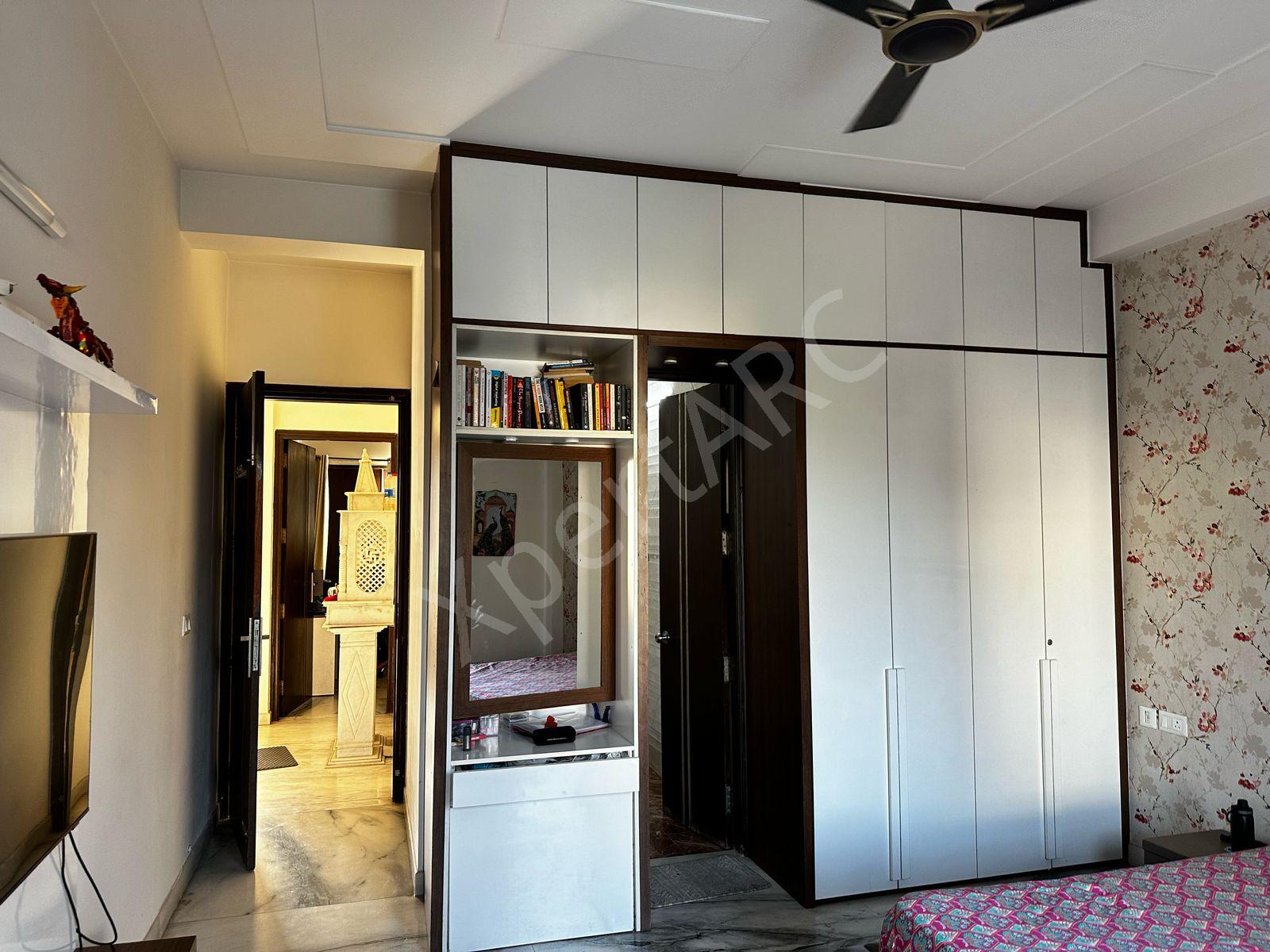 Property Photos 28
